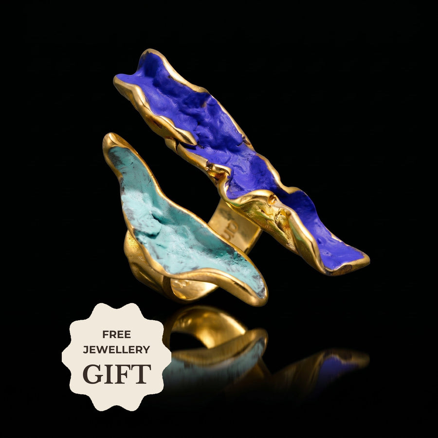 Different Waves Ring