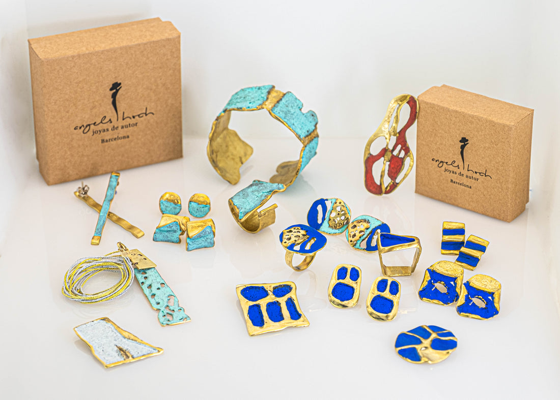 Barcelona modernist architecture and Gaudi-inspired sculptural jewelry