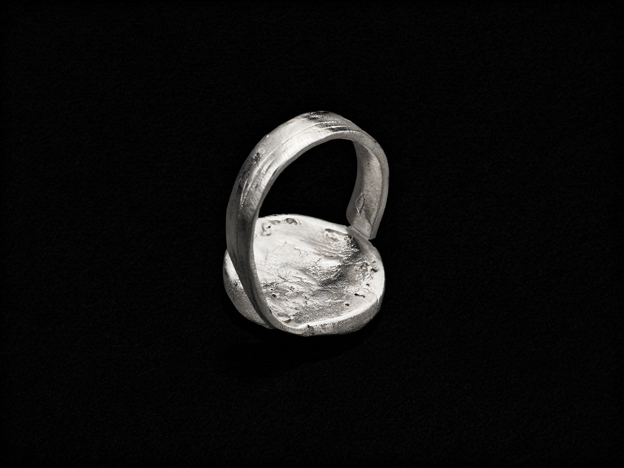 925 sterling silver signet-style ring with oval bezel, underside view