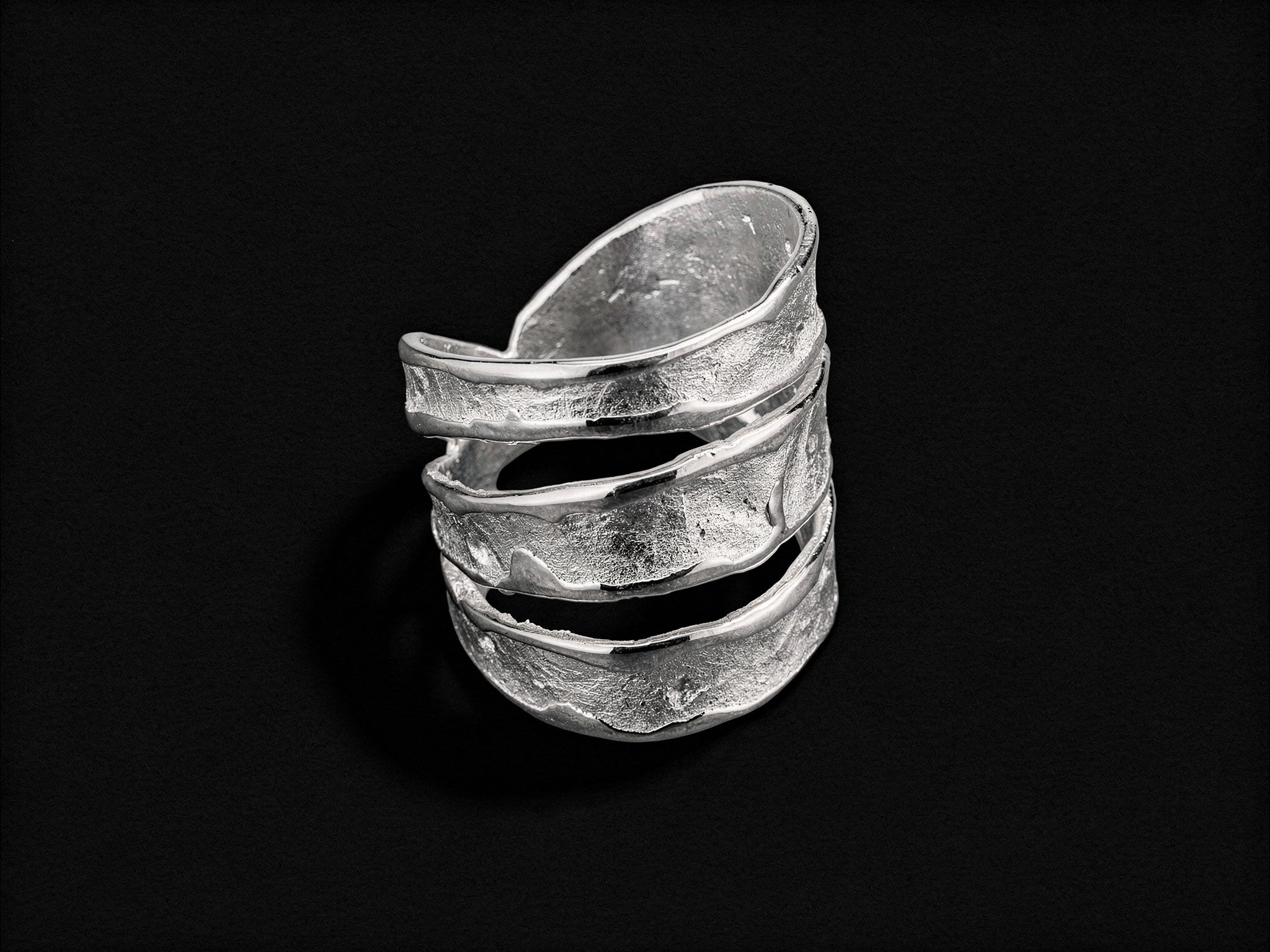 925 sterling silver ring with layered hammered bands, wide open band look