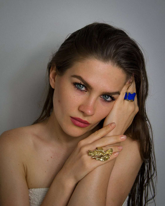 Terra Viva Ring in bronze with sculptural design