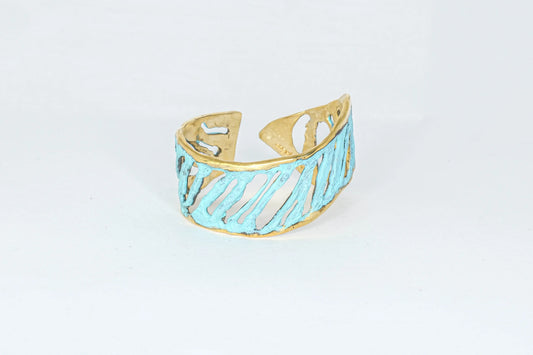 Sea Breeze Cuff Bracelet in gold-plated bronze with sculptural design