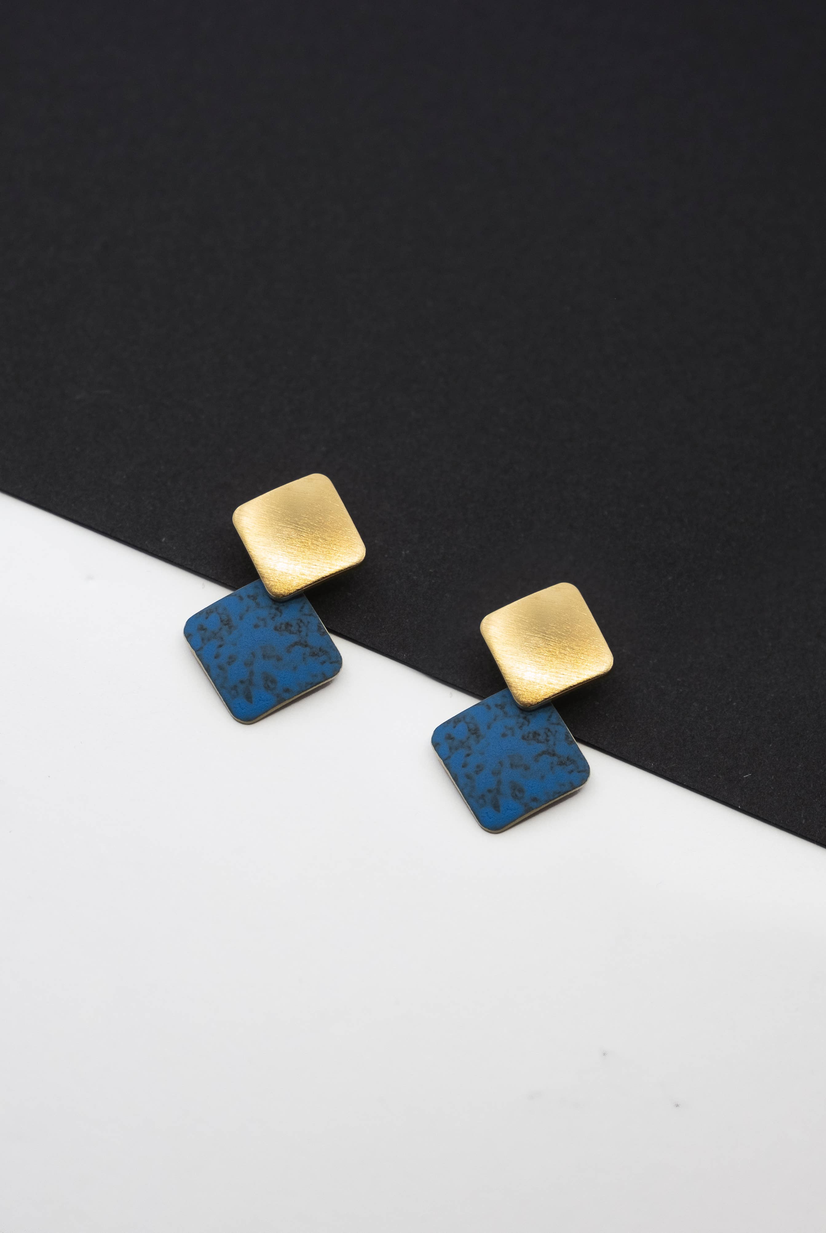 Real Amaren 203 earrings