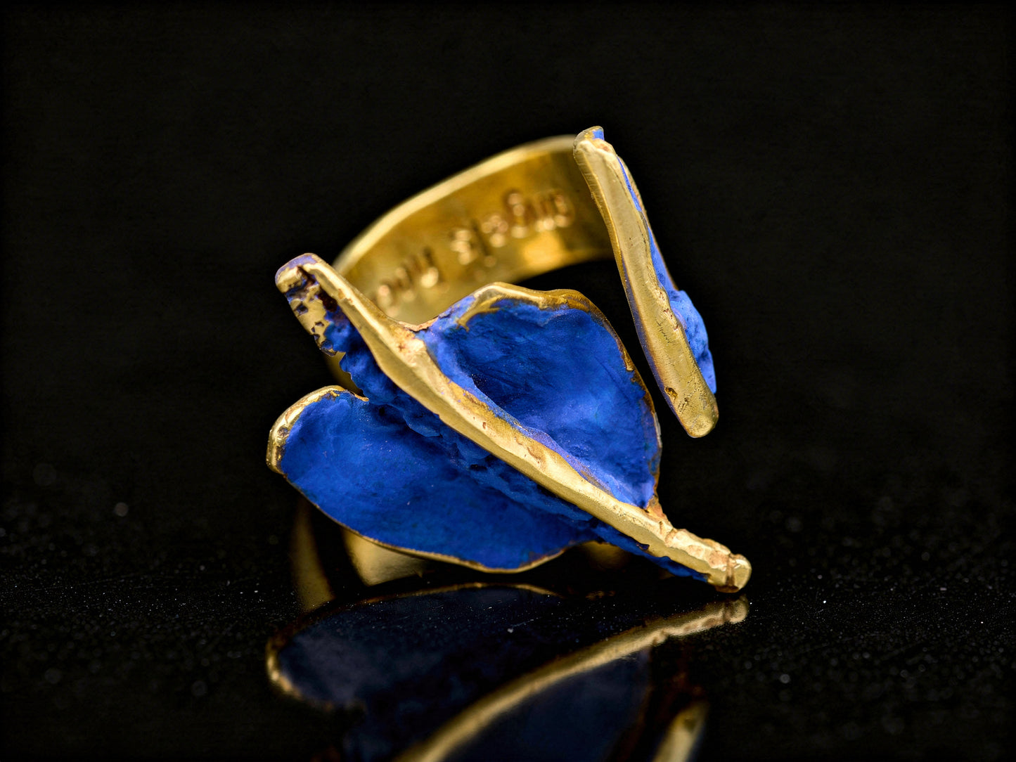 Gaudi Ring in bronze with Gaudí-inspired design