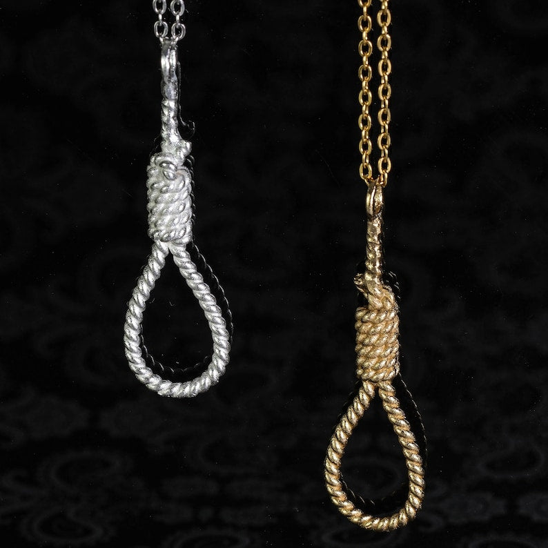 Goth Rope Pendant Necklace in bronze with gothic design