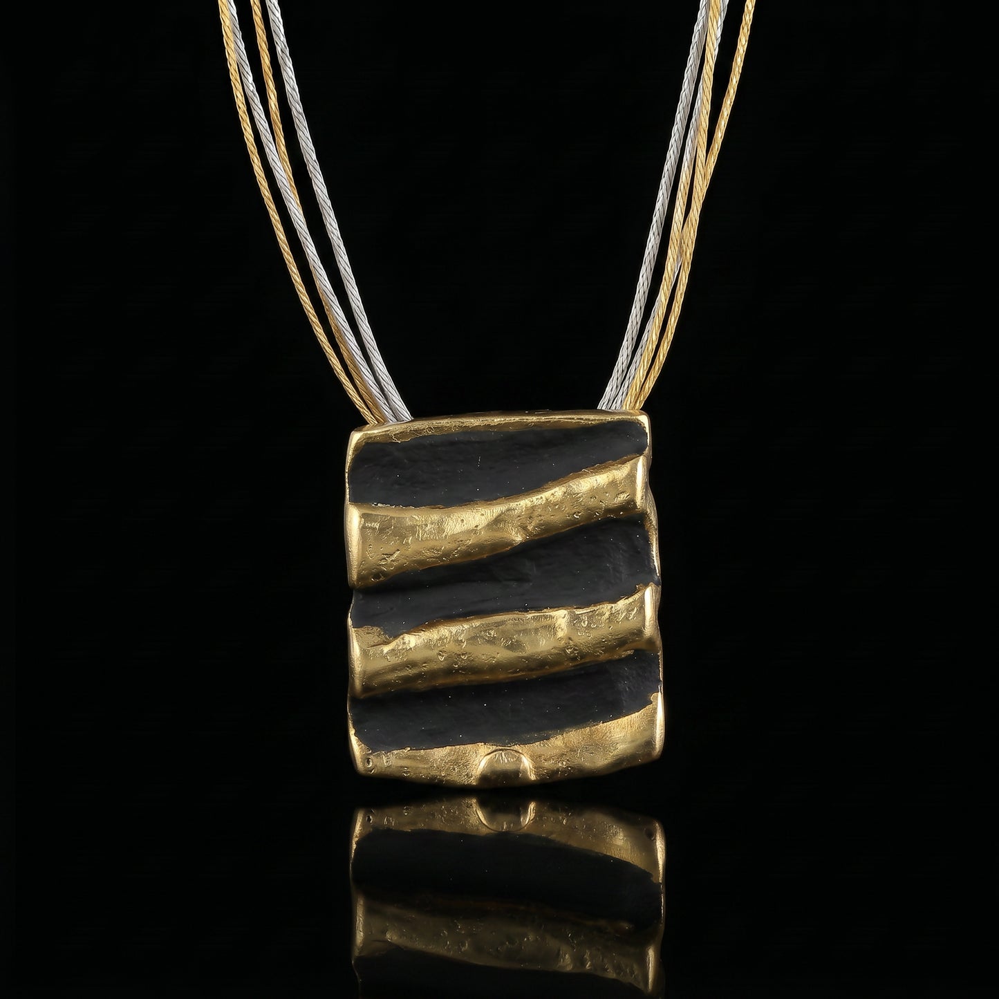 Pharaoh’s Horizon Necklace