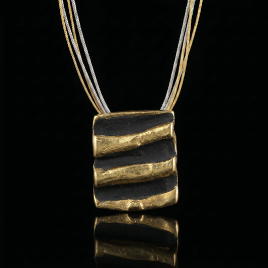 Pharaoh’s Horizon Necklace