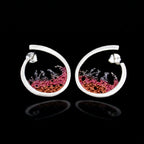 Pendientes de aro de plata con diseño de salpicaduras de resina roja y rosa