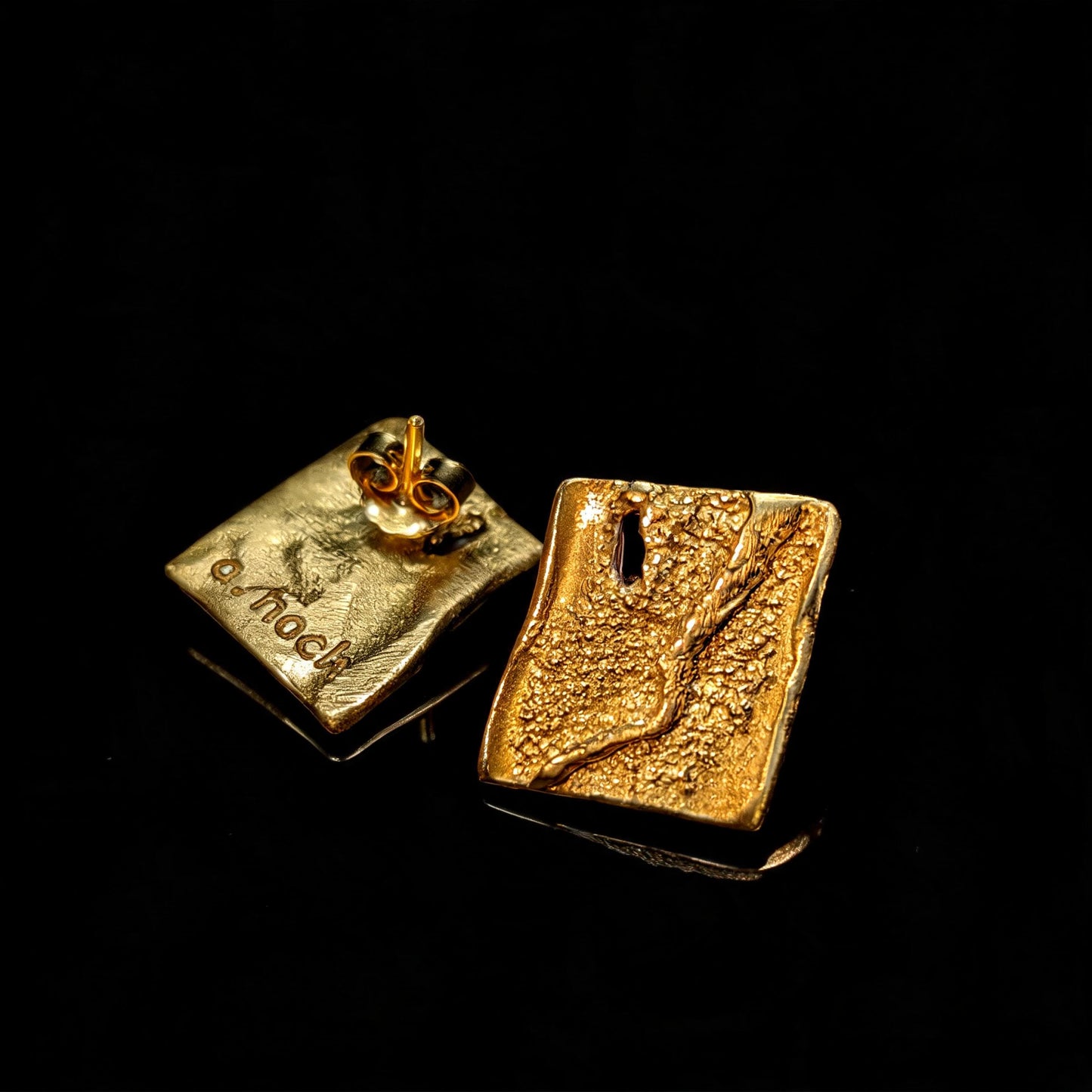 18K Strata Earrings
