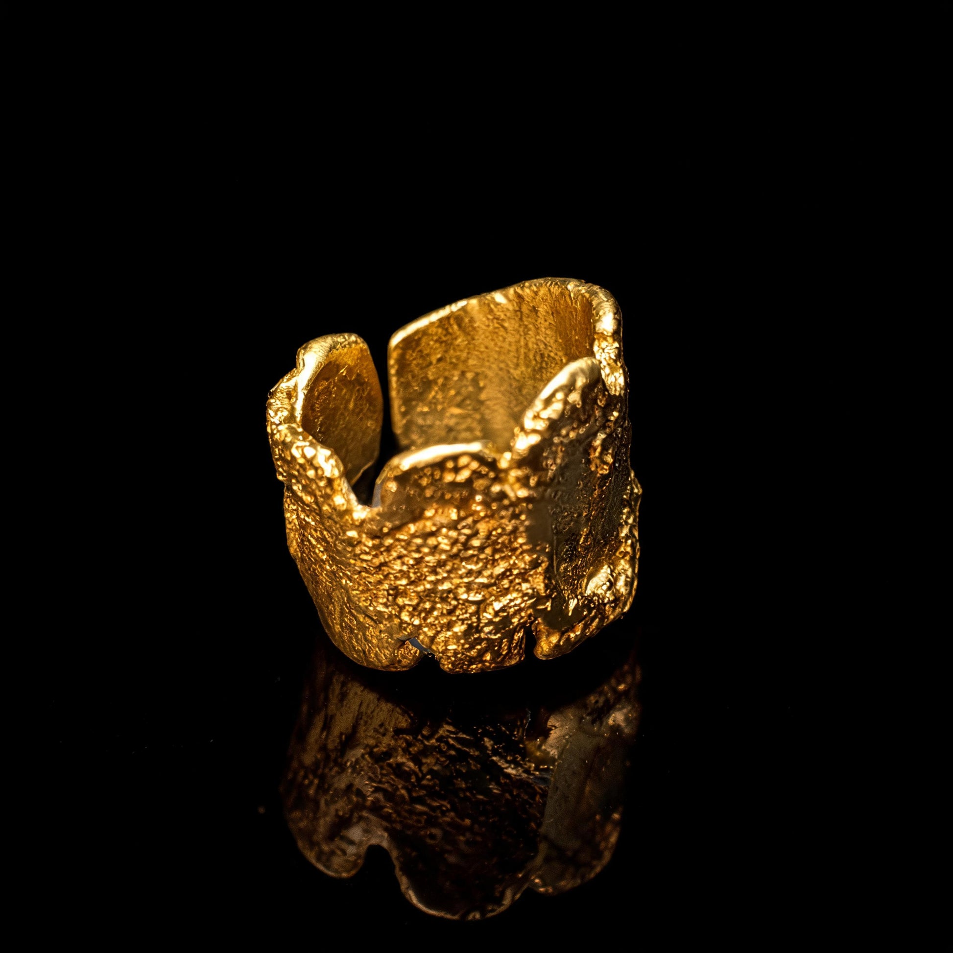 18K Terra Viva ring, gold-toned textured cuff band with open top and sculpted edges