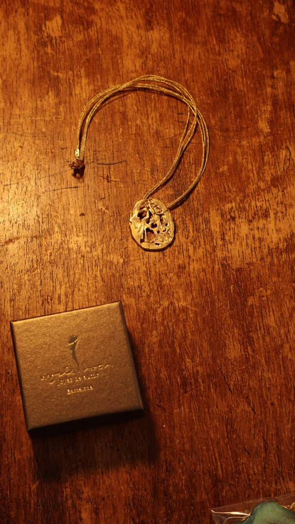 18K Golden Void Pendant product video