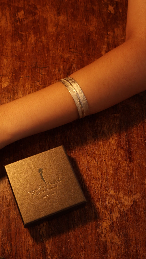 Silver Vena Bracelet product video