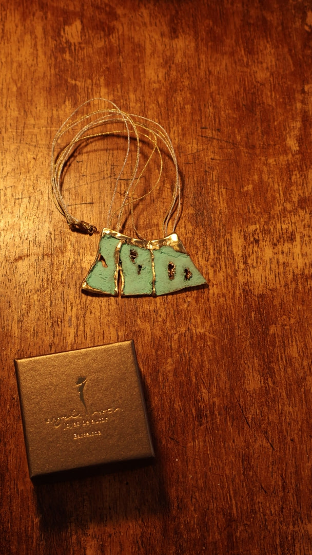 Modernist Horizon Necklace product video