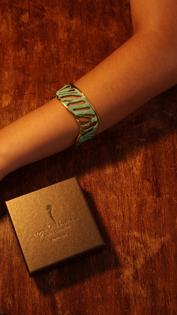 Sea Breeze Cuff Bracelet product video